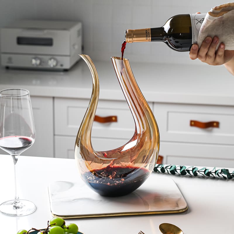 Decanter de Vinho de Vidro Cisne Ambar Dechouzz